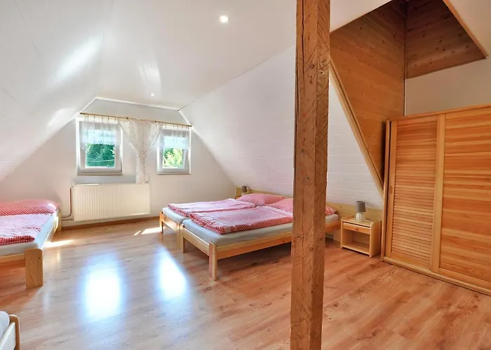 Ferienhaus Ubytovani U Krakonose Lampertice